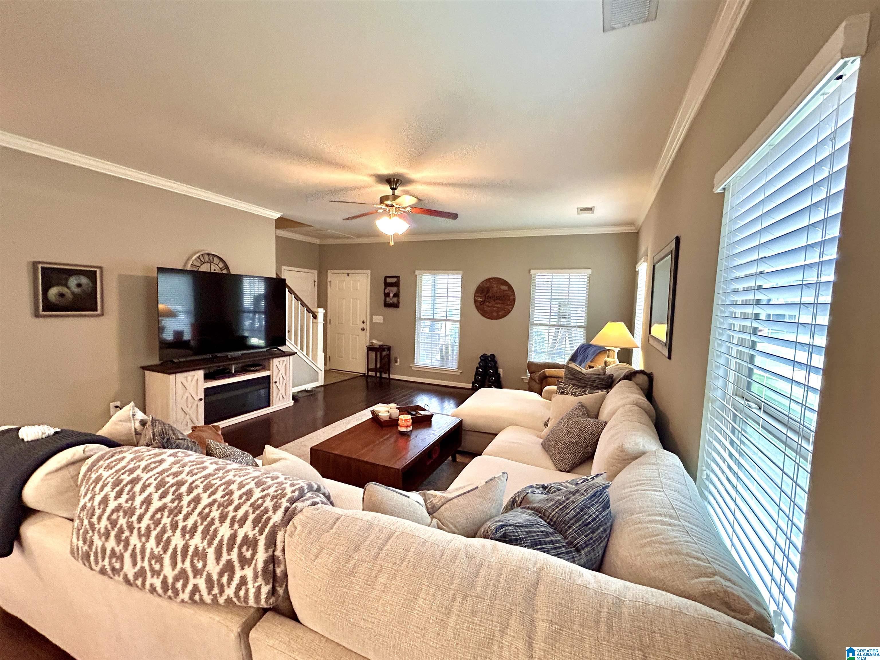 233 Falling Waters Way Alabaster, AL 35114 - Photo 7 of 43