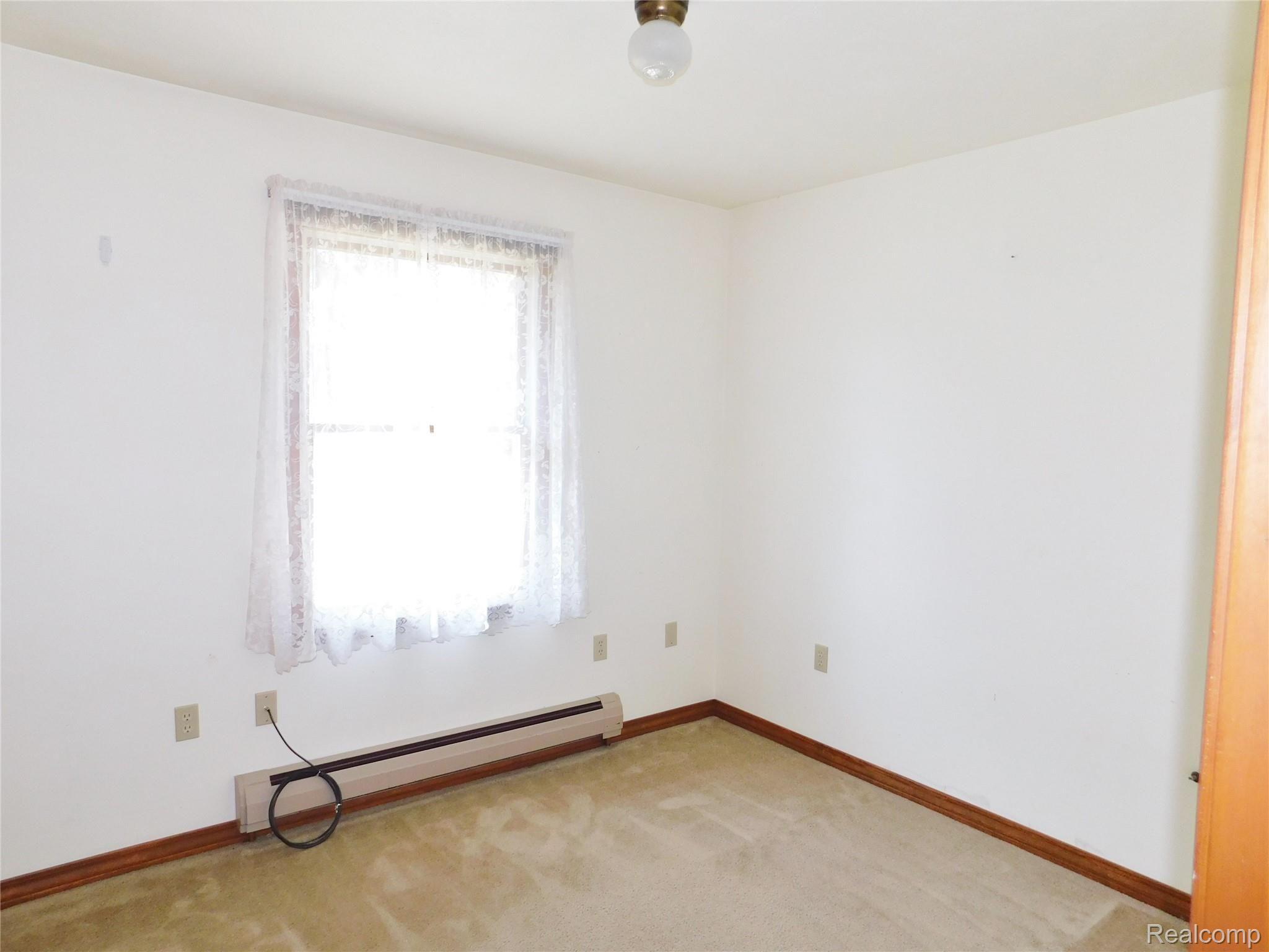 10222 Converse Road Fowlerville, MI 48836 - Photo 16 of 36 DSCN0129.JPG