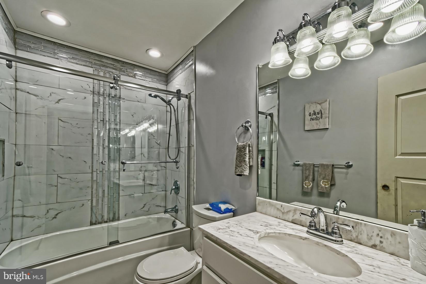 193 Crossing Way Clementon, NJ 08021 - Photo 11 of 22 Gallery Image 11