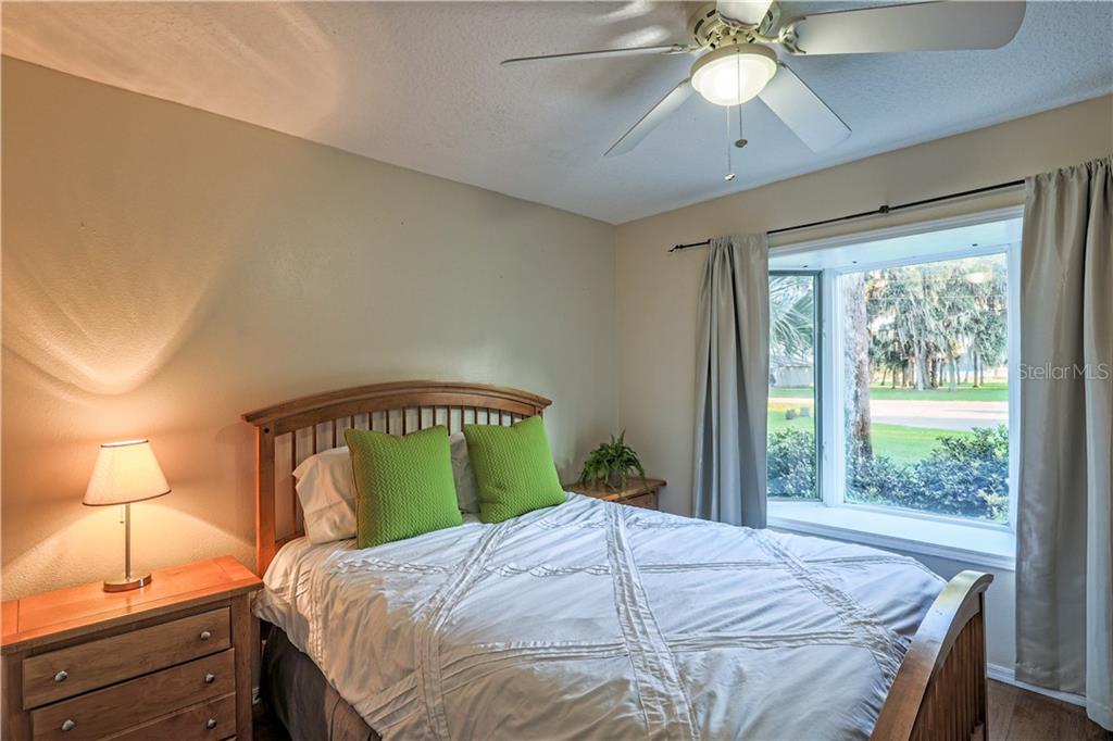 16915 Deer Island Road Tavares, FL 32778 - Photo 52 of 67 Gallery Image 52