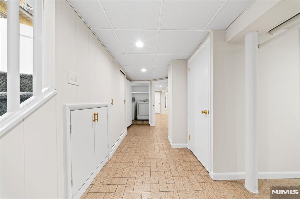 271 Travers Place Lyndhurst, NJ 07071 - Photo 27 of 50