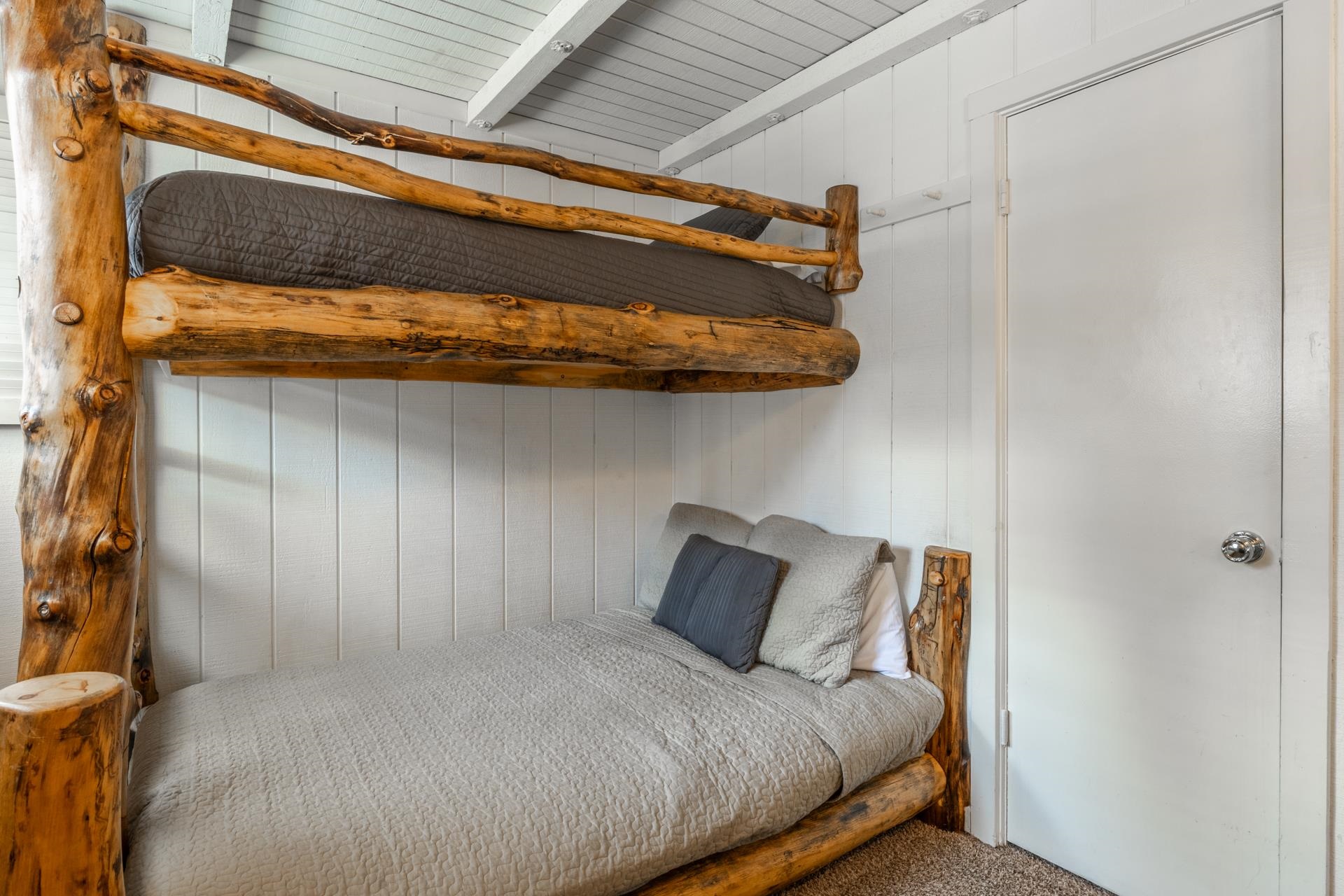 165 Old Mammoth Road, Unit 3 Mammoth Lakes, CA 93546 - Photo 26 of 48 Built-in bunk beds with natural log frames