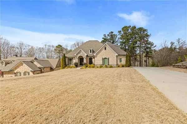a view of a house with a outdoor space