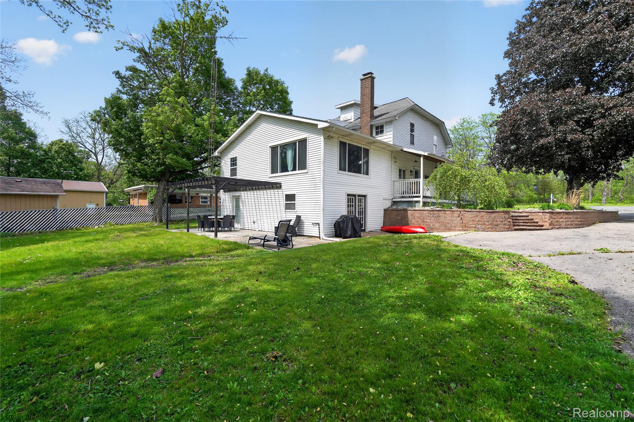 6235 Flushing Road Flushing, MI 48433 - Photo 45 of 58 45-6235-Flushing-Rd-Flushing-Windowstill.jpg