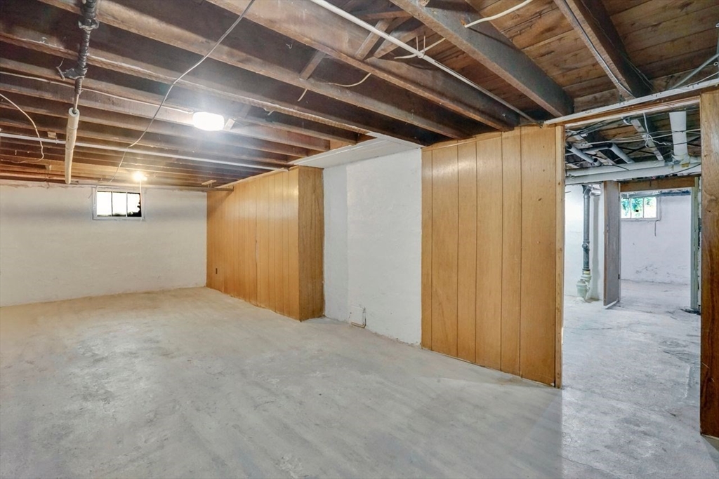 15 Bronson Terrace Springfield, MA 01108 - Photo 33 of 42