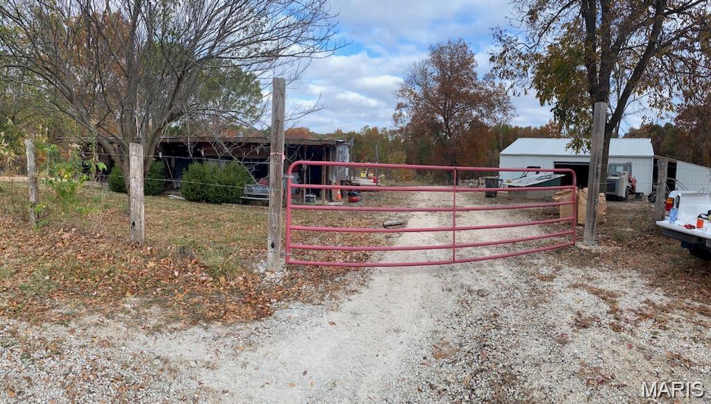 2268 Reising Road De Soto, MO 63020 - Photo 4 of 11