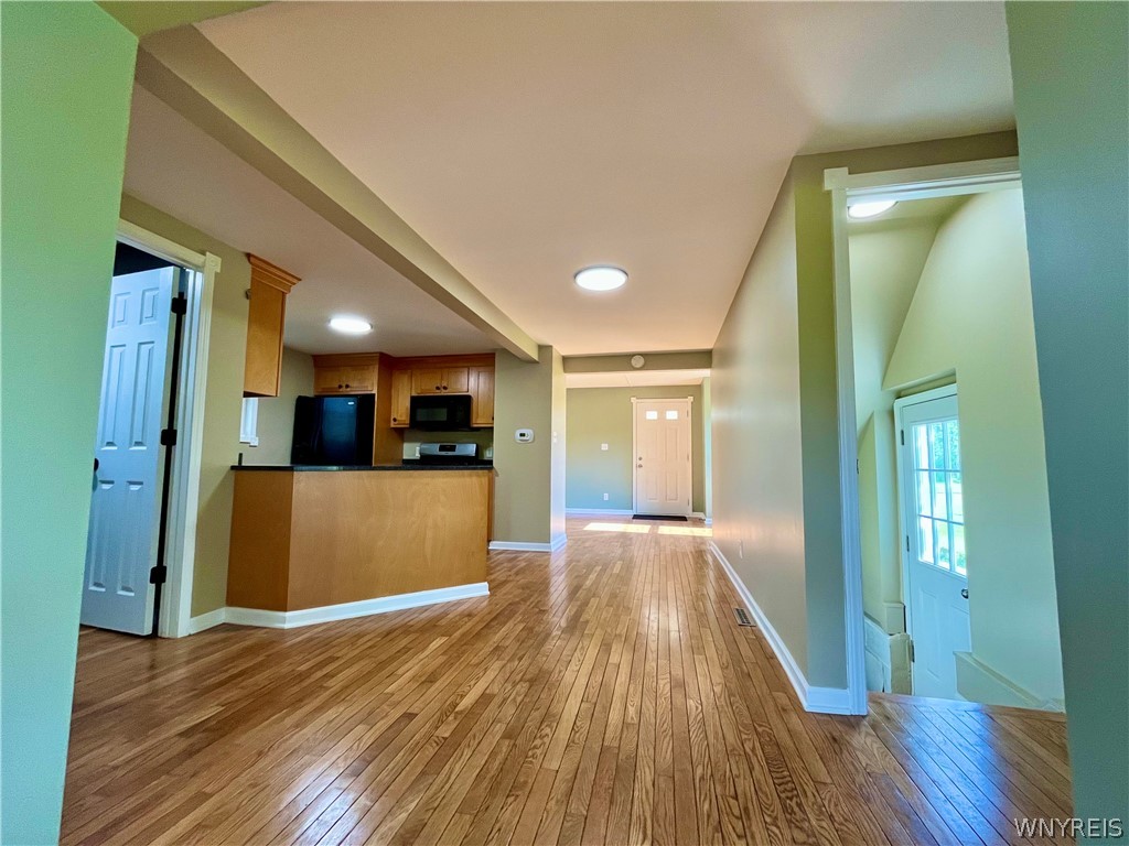 2554 Niagara Road Niagara Falls, NY 14304 - Photo 17 of 27