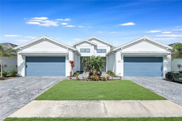 $3,800 | 9209 Cayman Drive, Naples, FL 34114