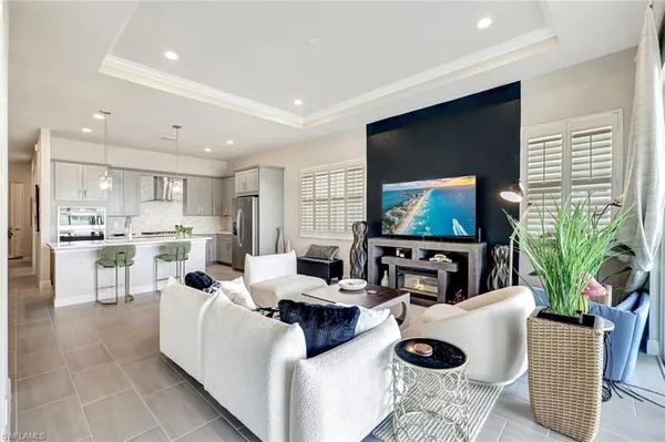 $3,800 | 9209 Cayman Drive, Naples, FL 34114