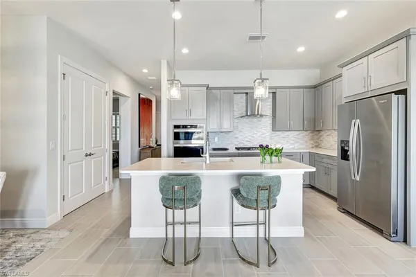 $3,800 | 9209 Cayman Drive, Naples, FL 34114