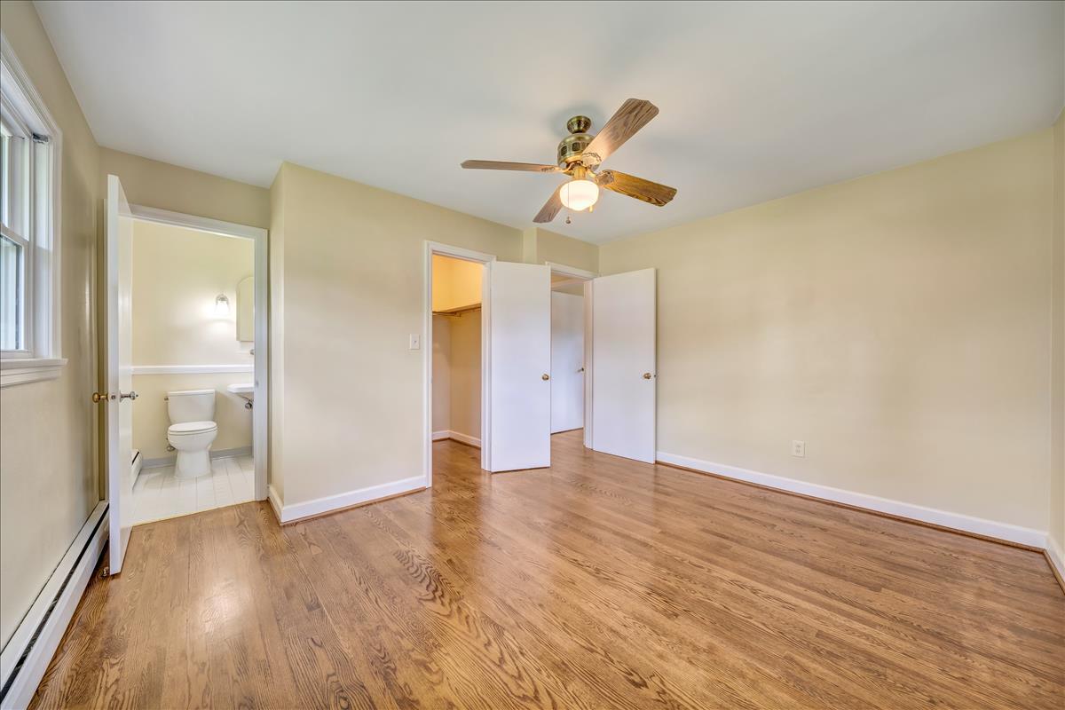 5523 Littleton Road Roanoke, VA 24012 - Photo 11 of 26 master bed