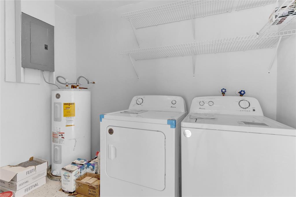 2822 North Dixie Highway Boca Raton, FL 33431 - Photo 19 of 22 a utility room with dryer and washer