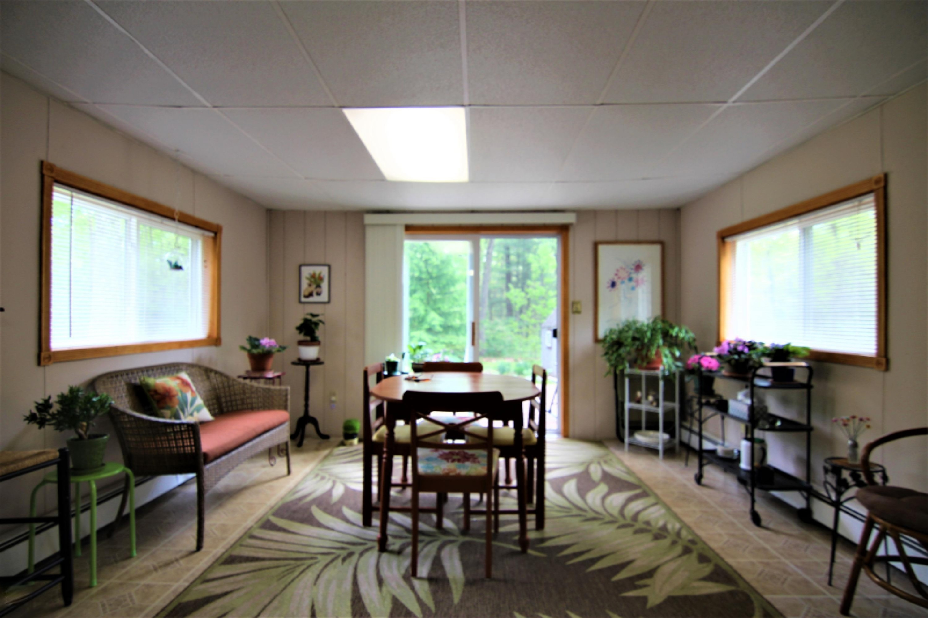 8738 Whitmire Road Holton, MI 49425 - Photo 7 of 29 Dining Area
