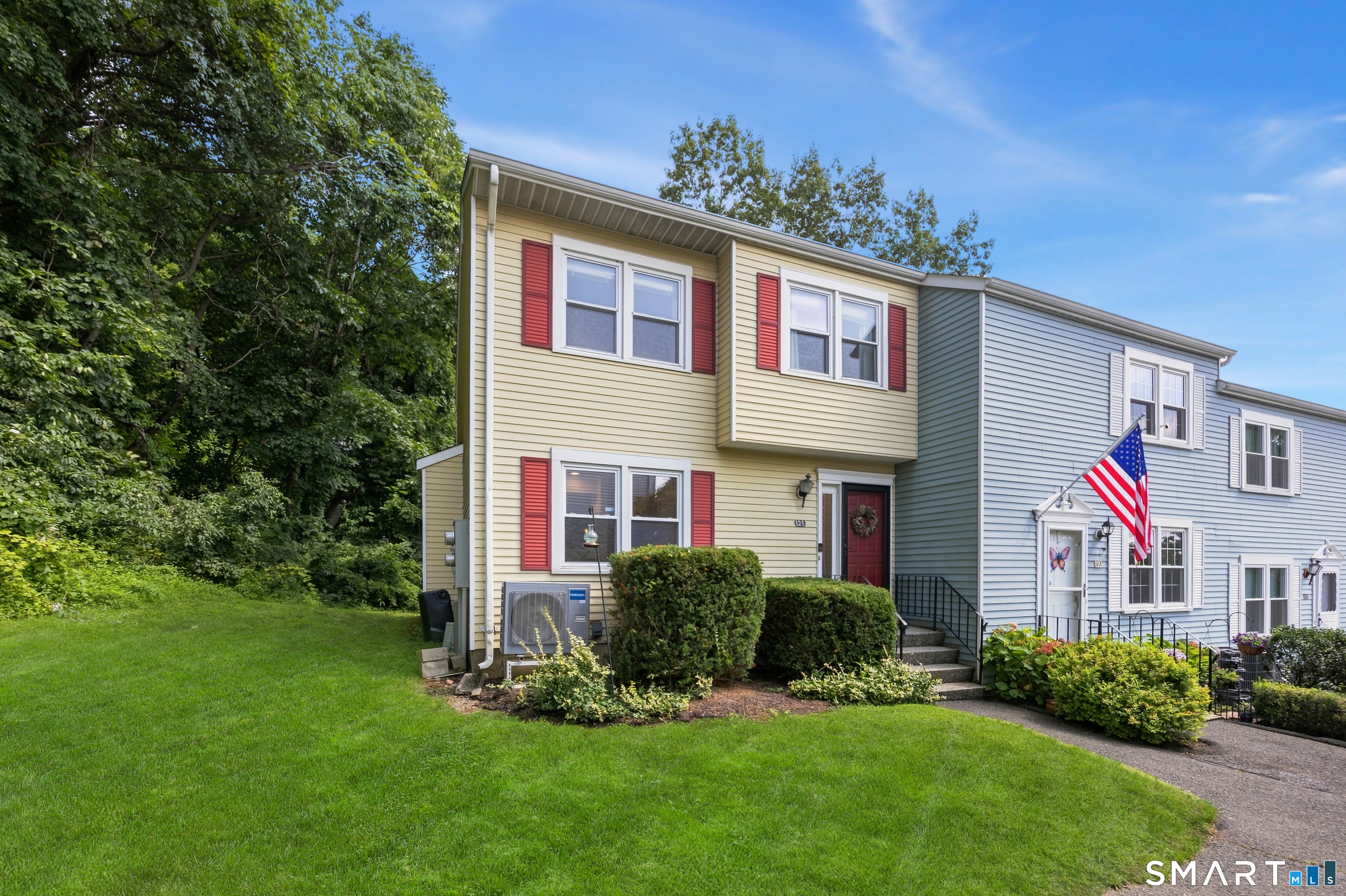 55 Mill Plain Road, Unit 121 Danbury, CT 06811 - Photo 2 of 33 Unit 12-1 is a beautifully maintained 3-Bedroom, 2.5 bath updated end unit townhouse. There are perhaps only a dozen 3 bedroom units in the entire Westwood Village complex.