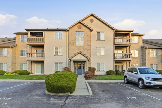 $145,000 | 239 Legends Creek Way, Unit 310, Indianapolis, IN 46229