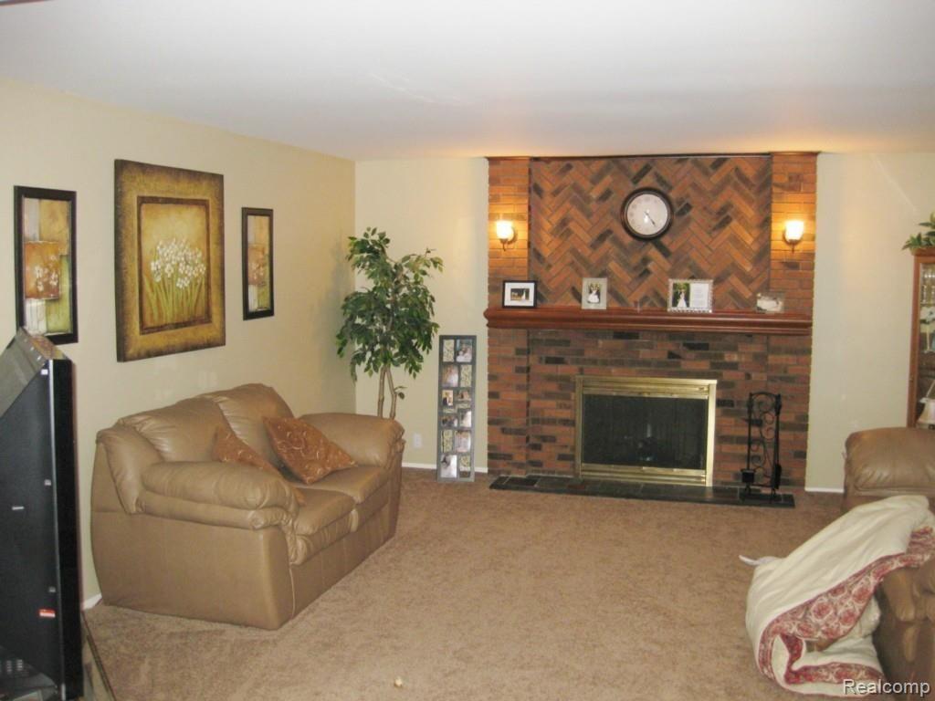 47117 Rosemary Road Macomb, MI 48044 - Photo 15 of 29 17.jpg