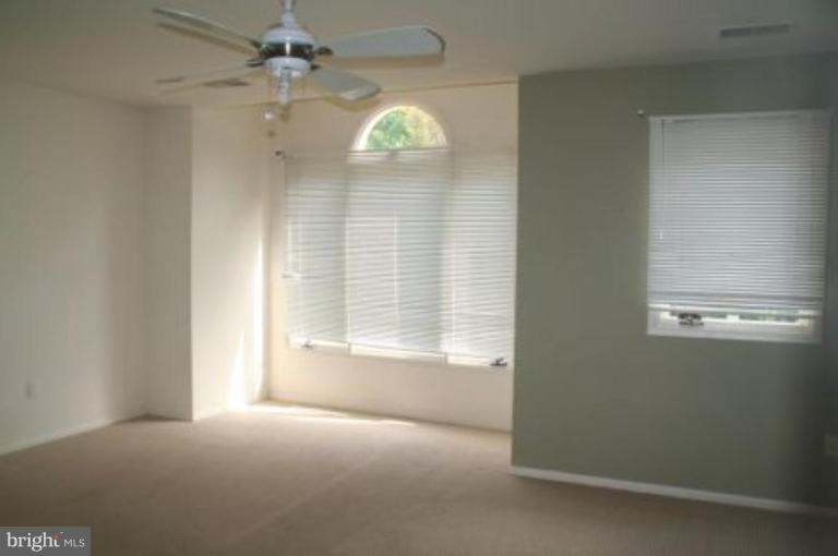11118 Lakespray Way Reston, VA 20191 - Photo 7 of 7 Bedroom #2
