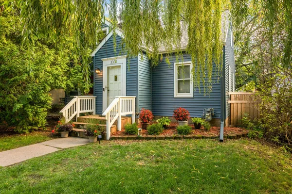 $425,000 | 3331 Parkview Boulevard, Robbinsdale, MN 55422