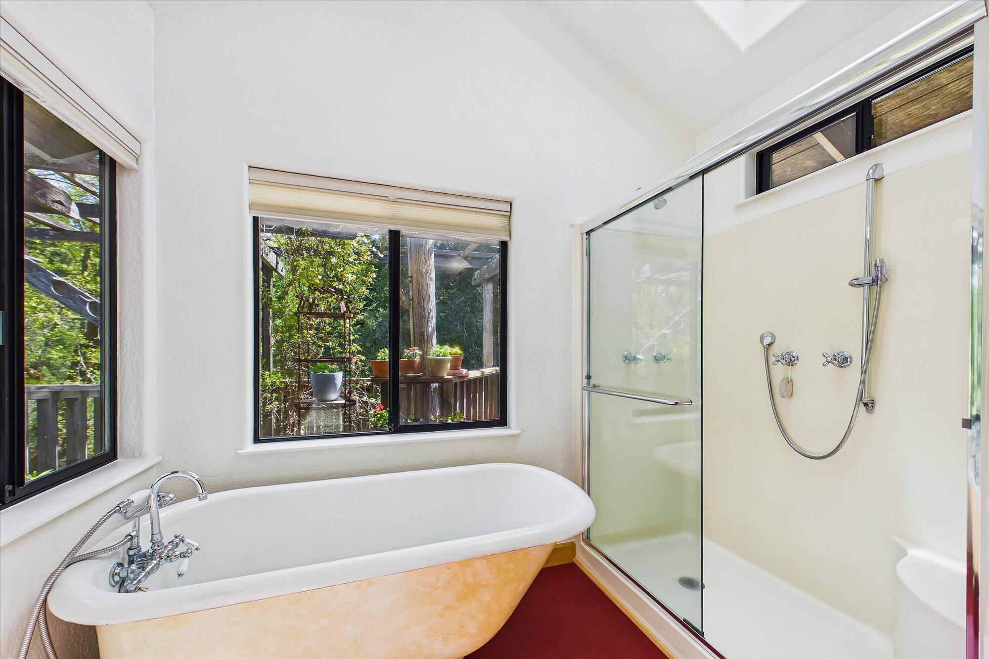 303 Hungry Gulch Road Whitethorn, CA 95589 - Photo 41 of 58