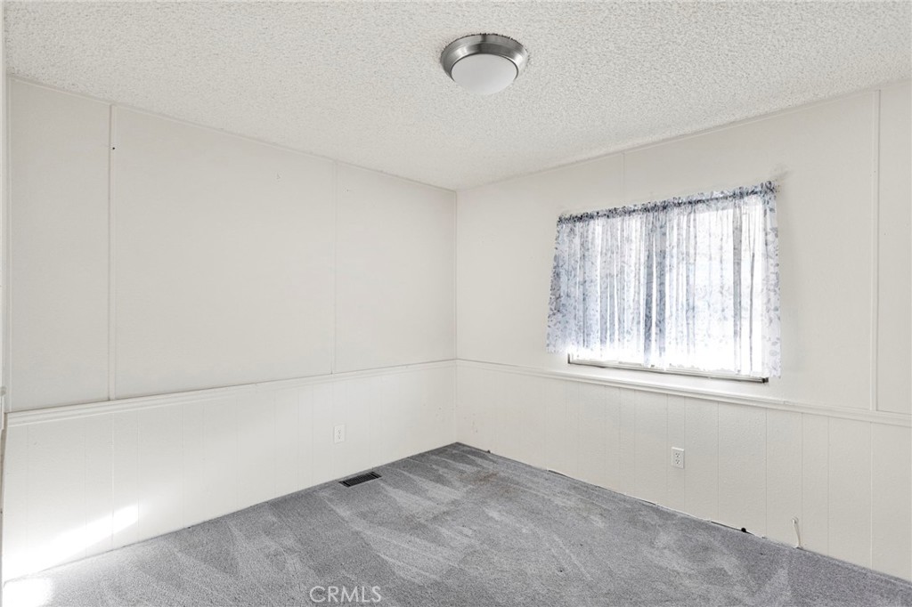 23456 Ottawa Road, Unit 28 Apple Valley, CA 92308 - Photo 18 of 35