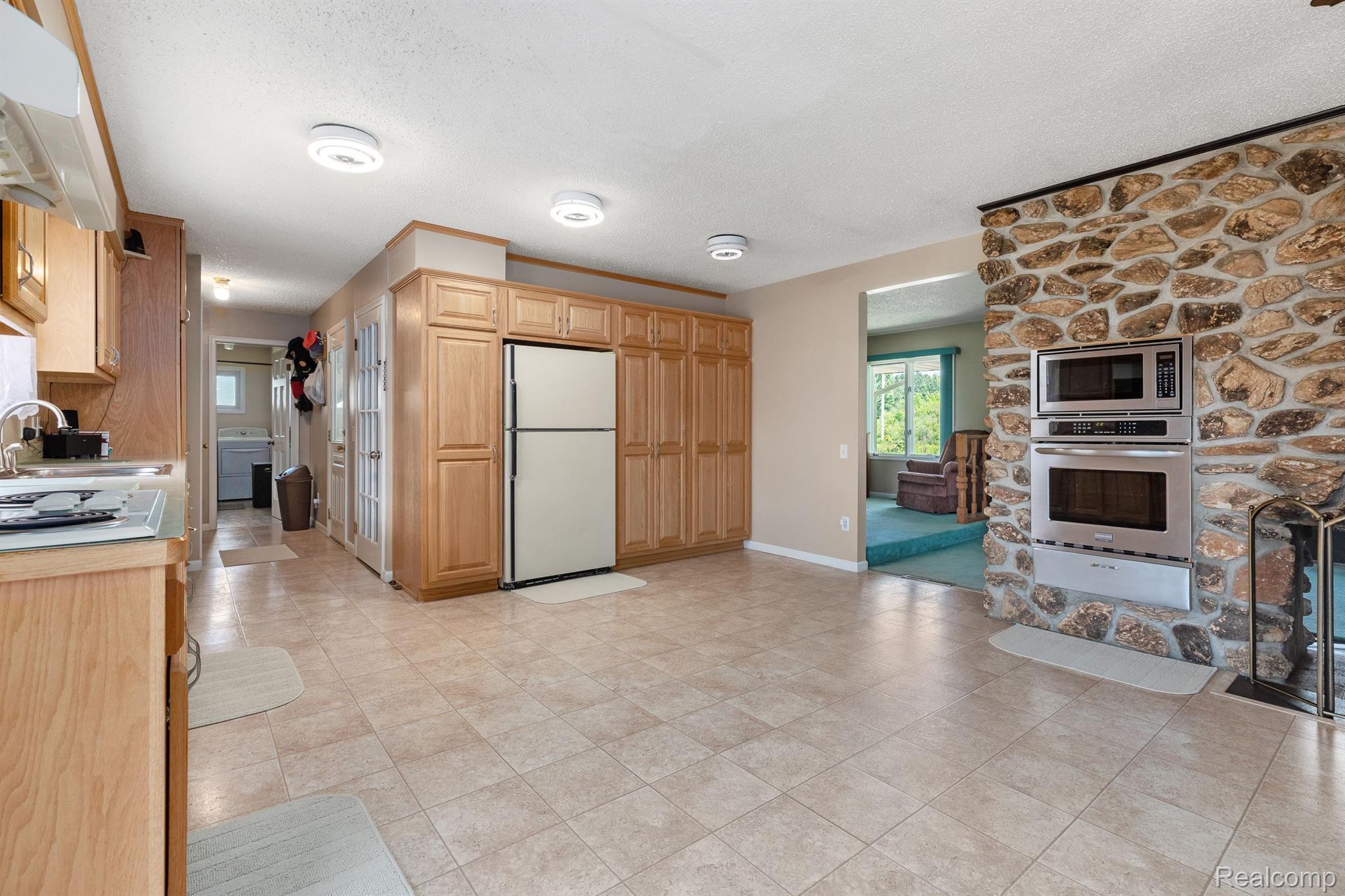 14361 Taylor Road Millington, MI 48746 - Photo 10 of 49 Dining area looking toward