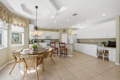 $650,000 | 2462 Westmont Place, Royal Palm Beach, FL 33411