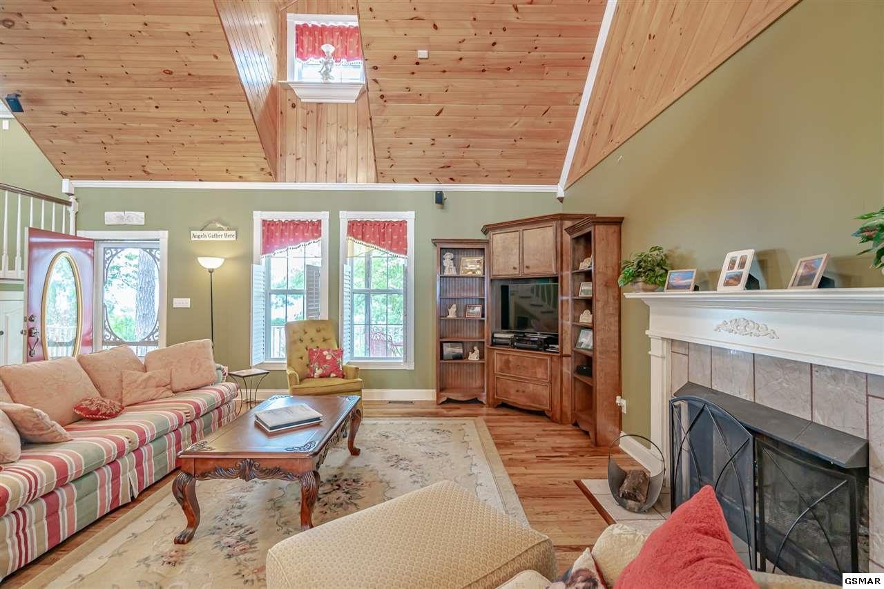 2875 Top Road, Unit THEFANTASIAHOUSE Sevierville, TN 37876 - Photo 19 of 36 Gallery Image 19
