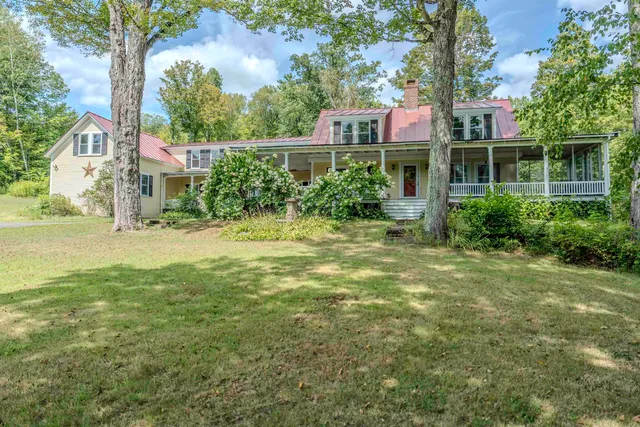 $728,500 | 221 Grout Road, Weathersfield, VT 05151
