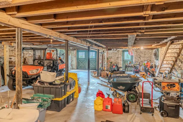 $728,500 | 221 Grout Road, Weathersfield, VT 05151