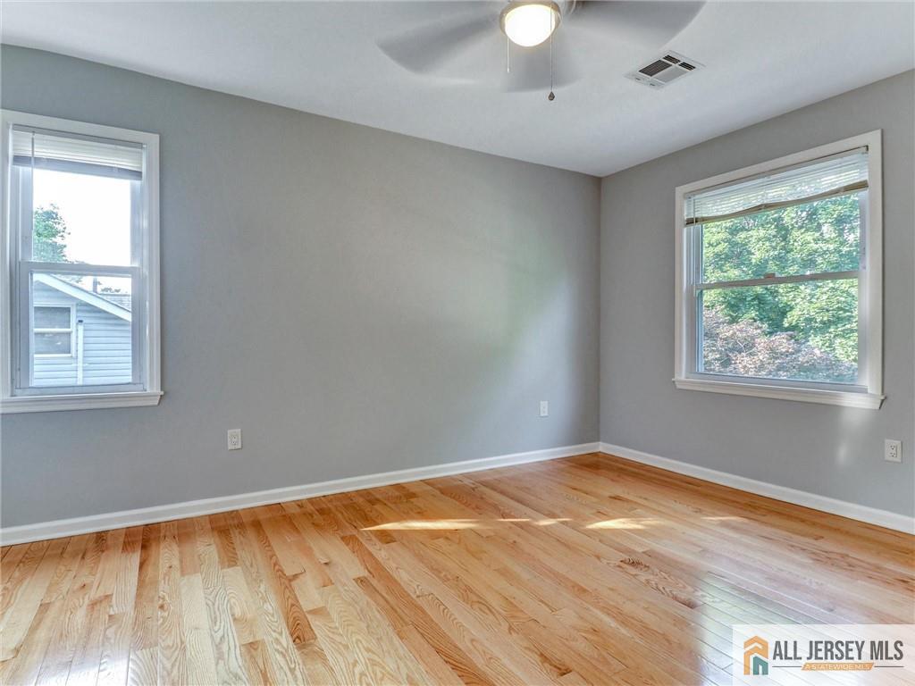 170 Prospect Avenue Edison, NJ 08817 - Photo 9 of 45