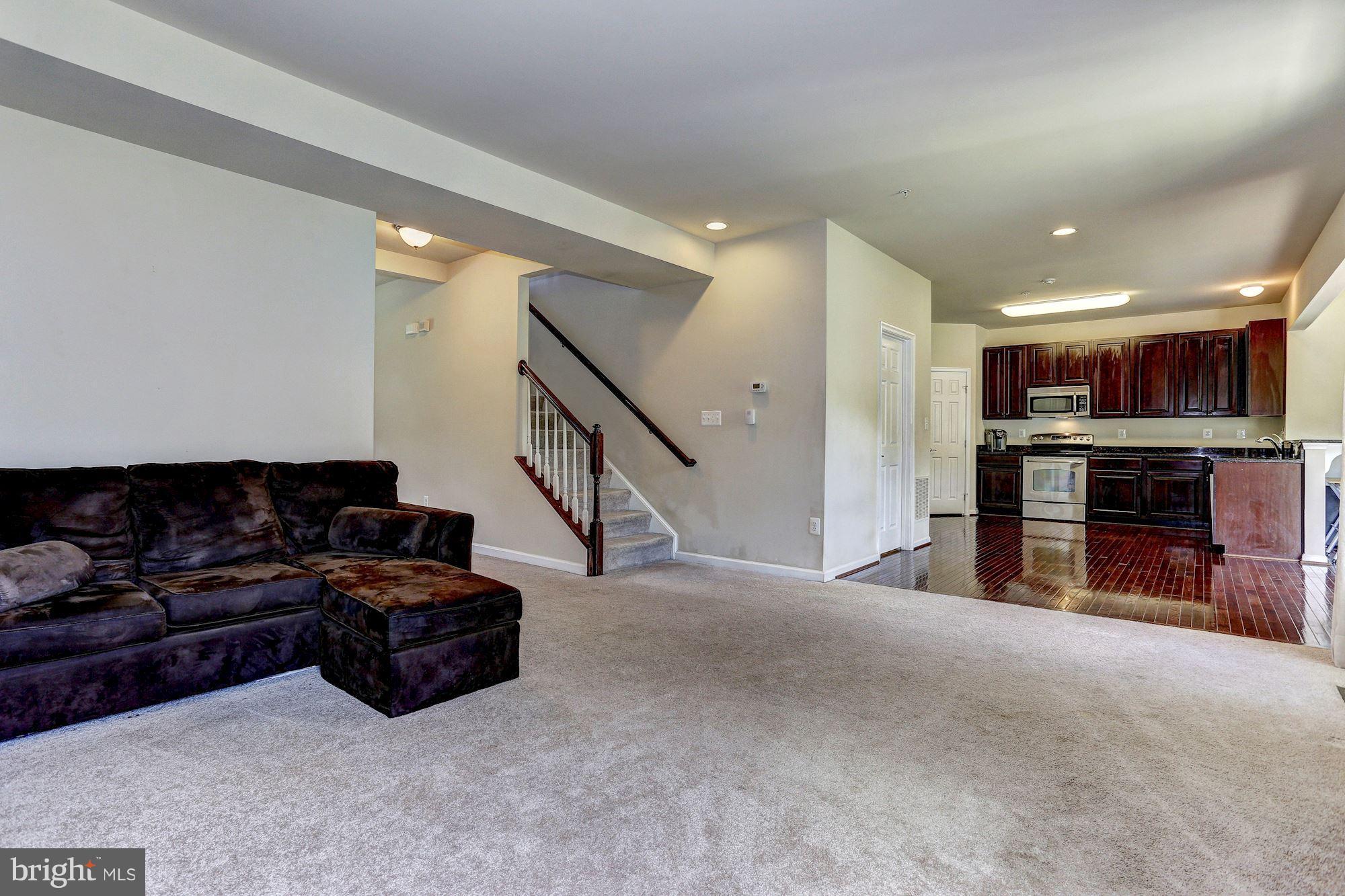 7165 Long View Road Columbia, MD 21044 - Photo 14 of 30 Family Room
