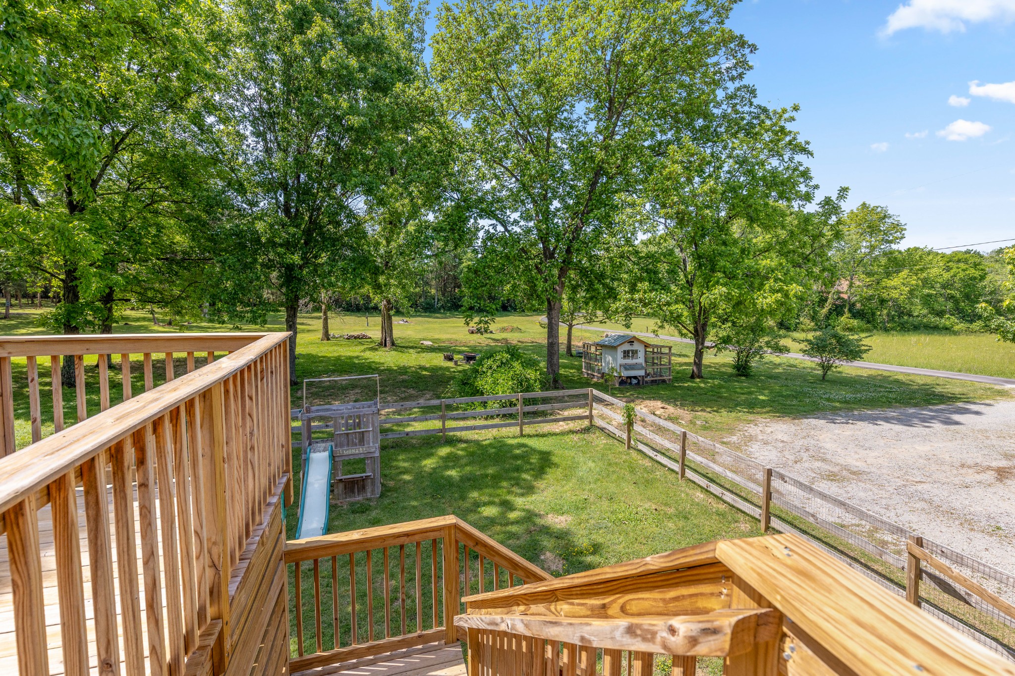 817 Fredricksburg Road Mount Juliet, TN 37122 - Photo 43 of 56 a view of a patio with chairs and a yard