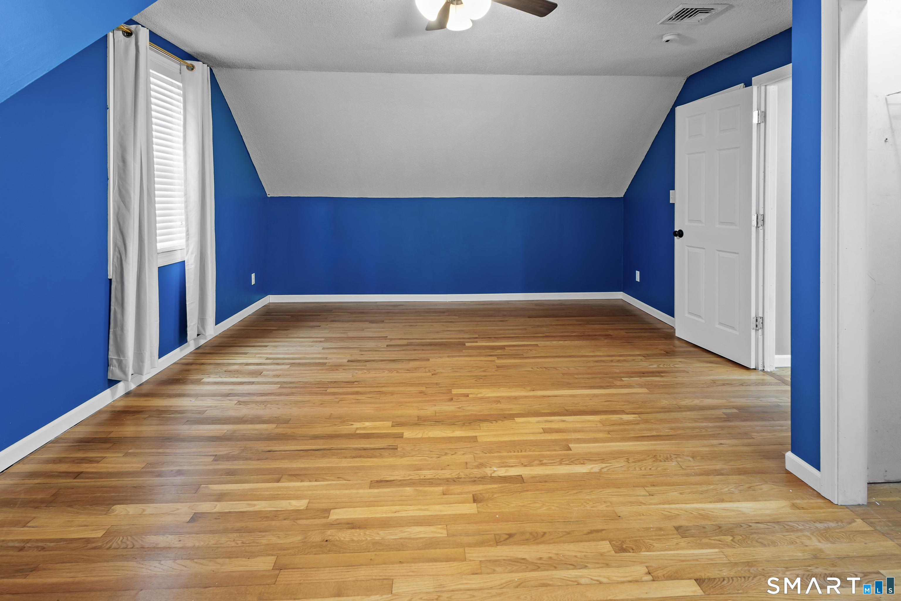 503 Waterbury Road Bristol, CT 06010 - Photo 22 of 37