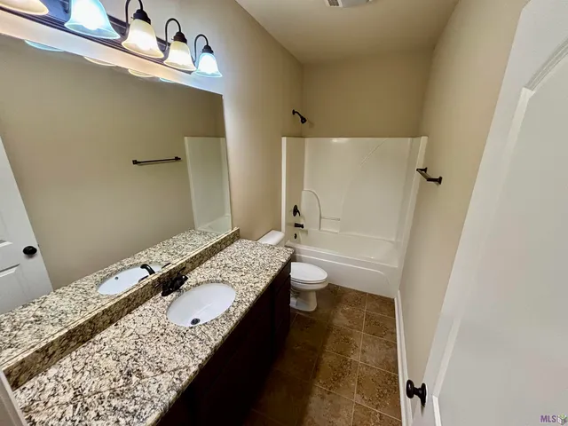 $1,895 | 25397 Lake Providence Drive, Denham Springs, LA 70726