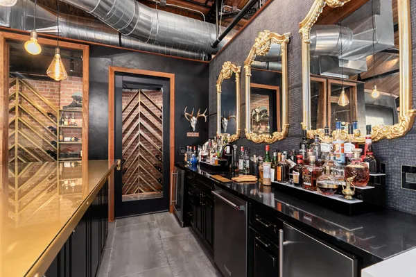 $2,680,000 | 211 West College Avenue, Appleton, WI 54911