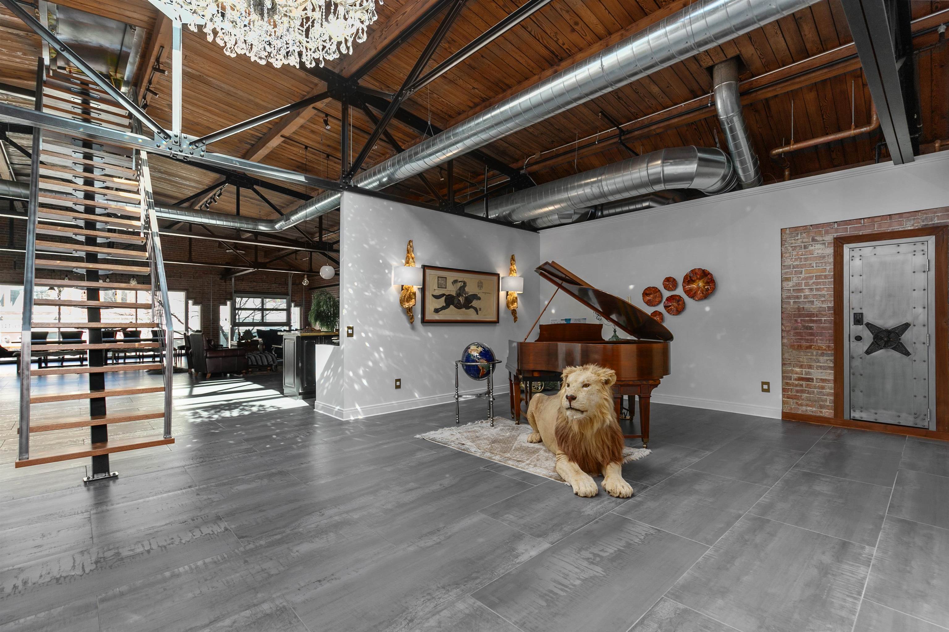 211 West College Avenue Appleton, WI 54911 - Photo 13 of 49