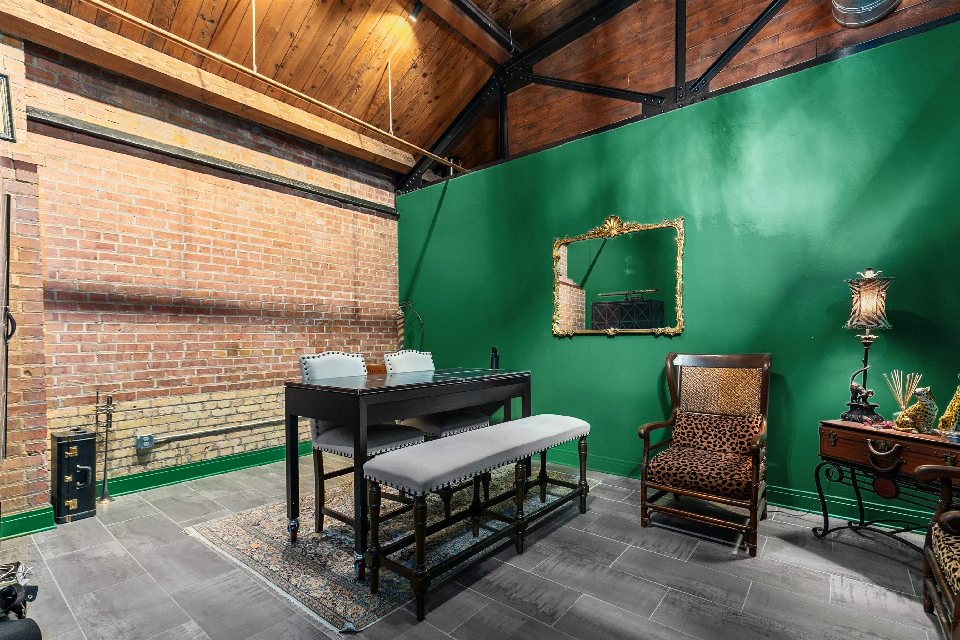 211 West College Avenue Appleton, WI 54911 - Photo 23 of 49