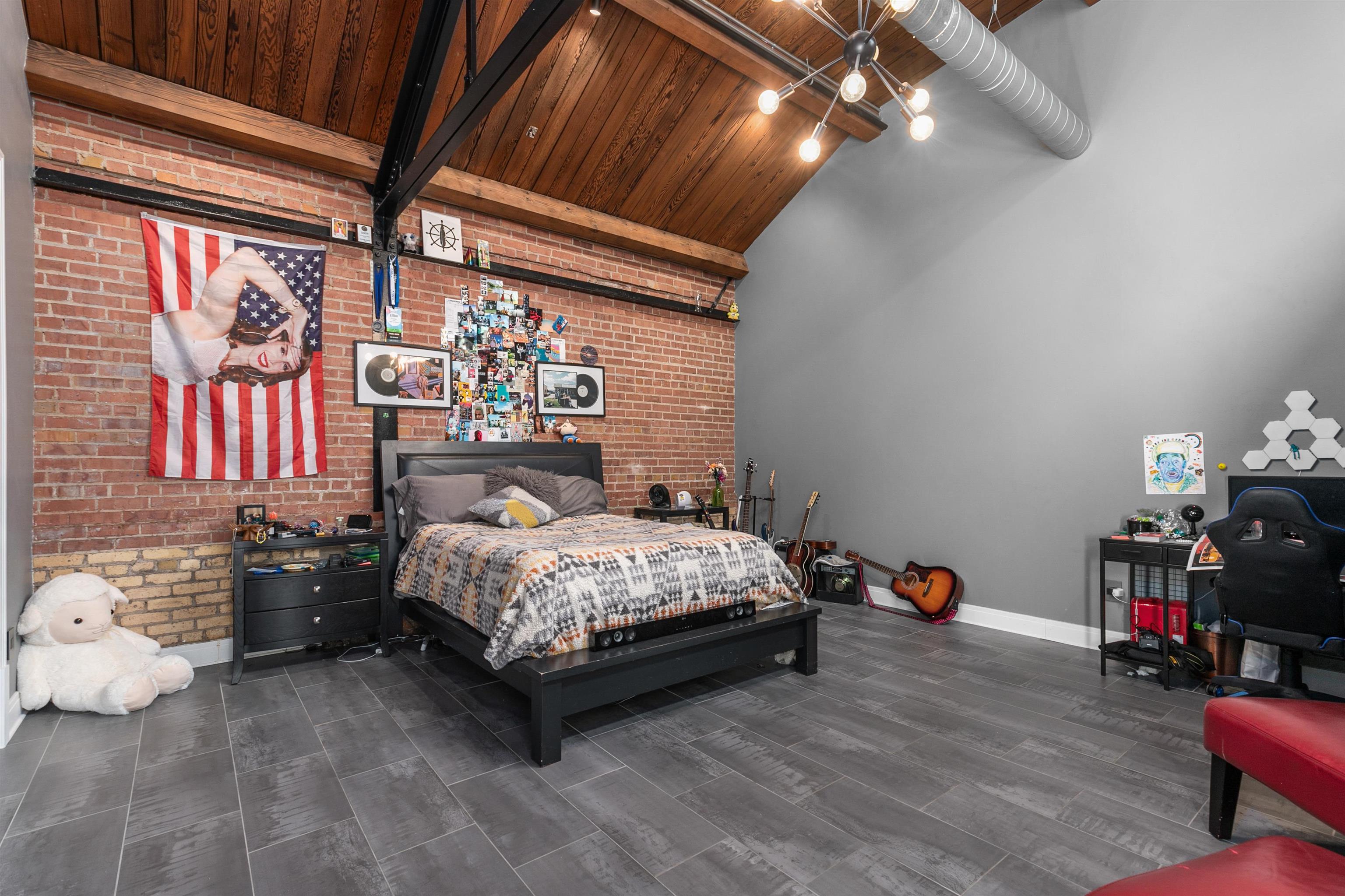 211 West College Avenue Appleton, WI 54911 - Photo 31 of 49