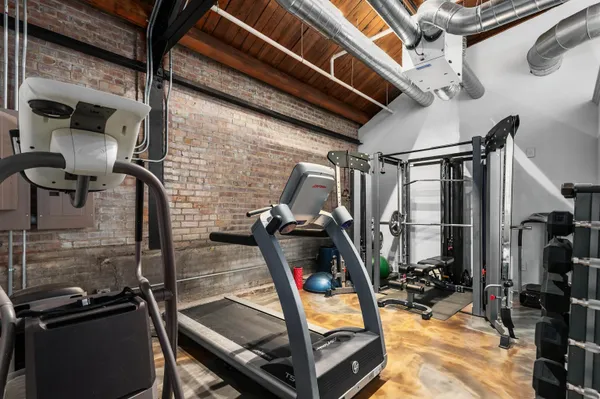 $2,680,000 | 211 West College Avenue, Appleton, WI 54911