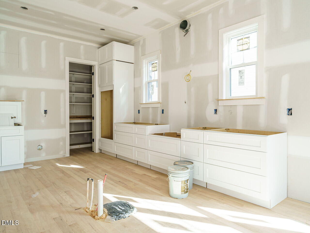 204 East Whitaker Mill Road Raleigh, NC 27608 - Photo 16 of 38 016-1280x960-kitchen