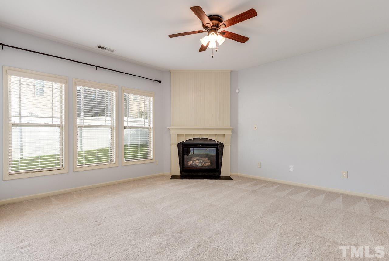 3811 Amandcroft Way Raleigh, NC 27616 - Photo 8 of 23 Gallery Image 8