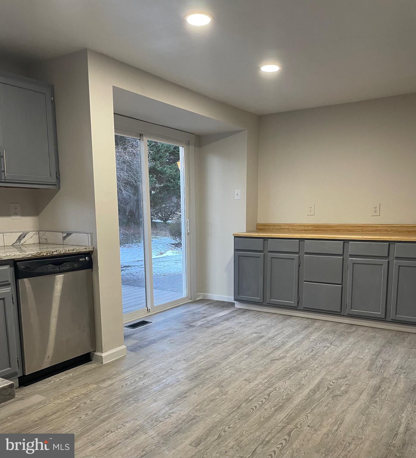 6 Springhouse Court Rising Sun, MD 21911 - Photo 5 of 19 Kitchen (eat in dining area)