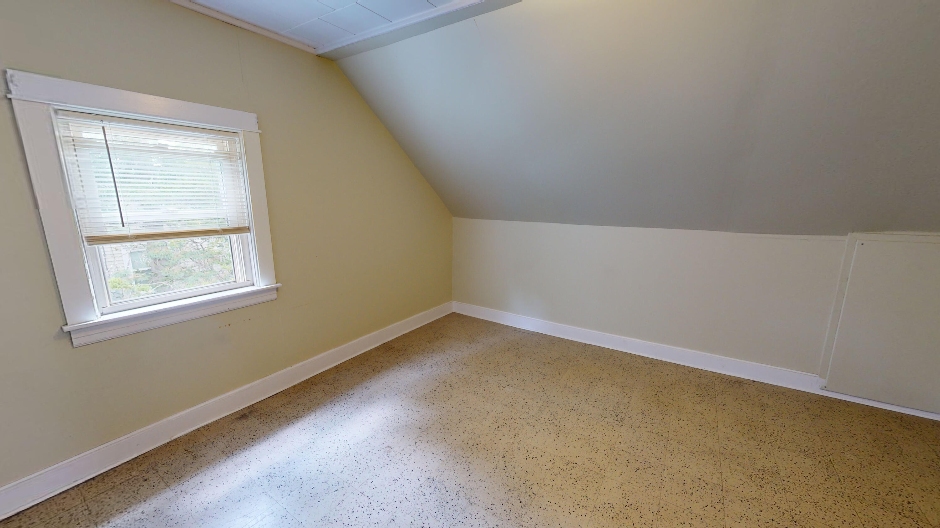 26 Madison Avenue Brewer, ME 04412 - Photo 22 of 32 16