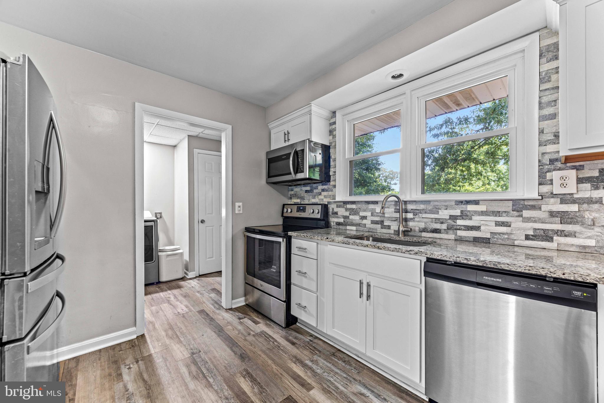 1616 Colony Road Pasadena, MD 21122 - Photo 16 of 32 Kitchen