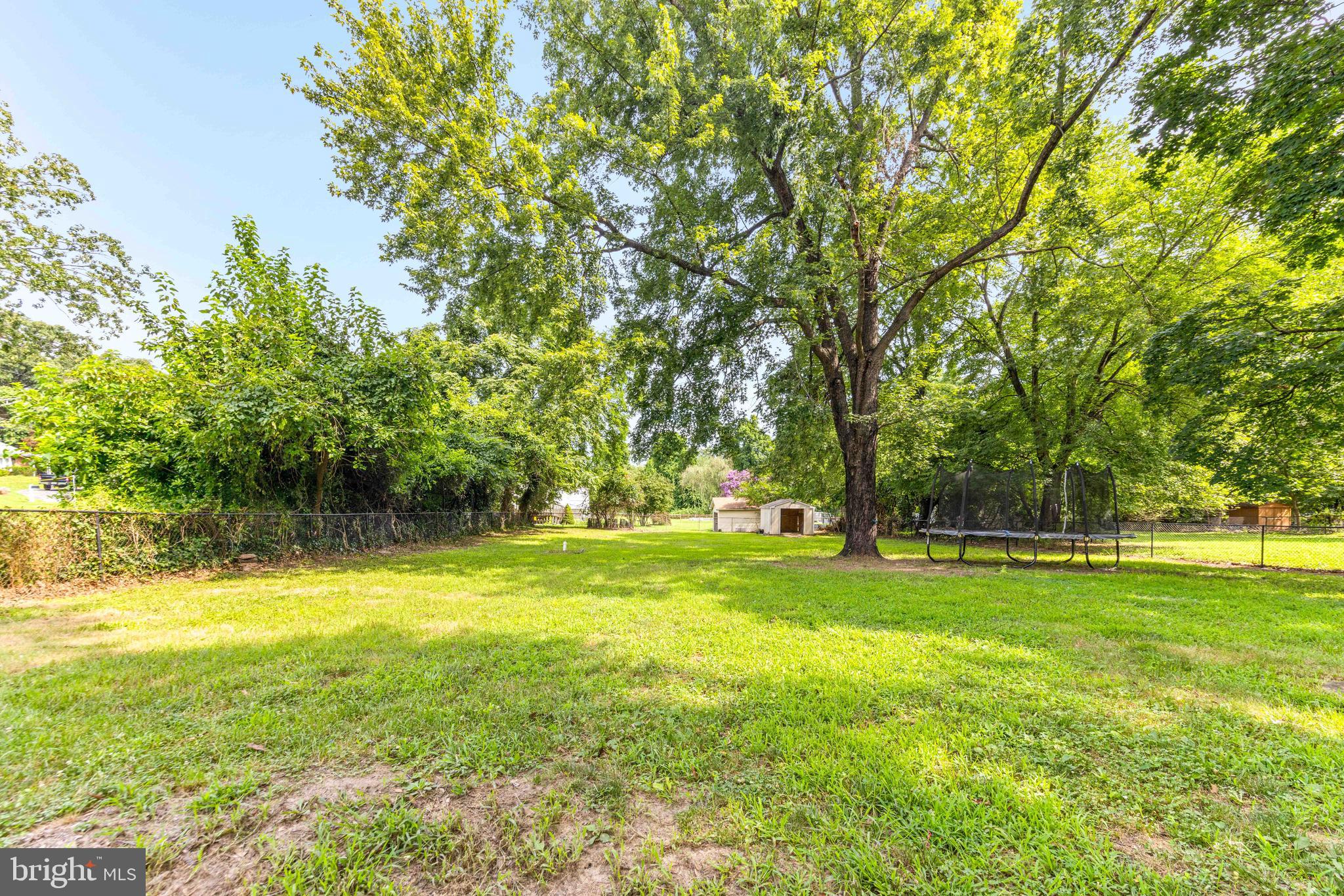1616 Colony Road Pasadena, MD 21122 - Photo 5 of 32 Gallery Image 5