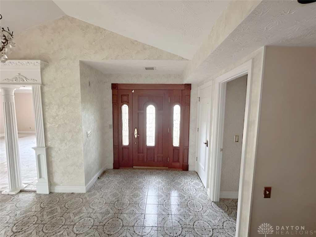 4742 Tait Circle Road Kettering, OH 45429 - Photo 34 of 47 Gallery Image 34