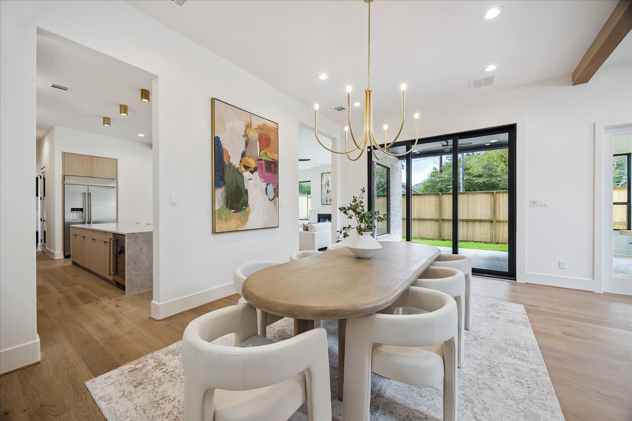 122 East 4th Street Houston, TX 77007 - Photo 3 of 38