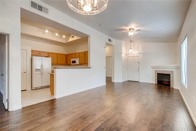 $1,650 | 3511 Desert Cliff Street, Unit 203, Las Vegas, NV 89129