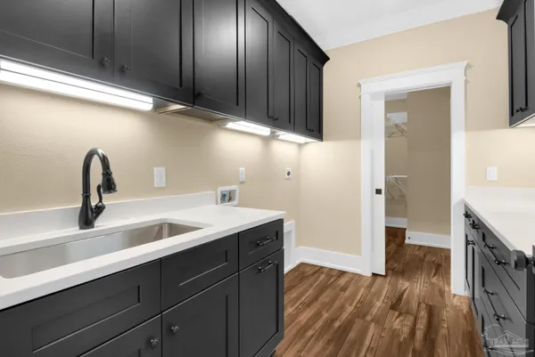 $974,899 | 3204 Edinburg Castle Drive, Milton, FL 32583