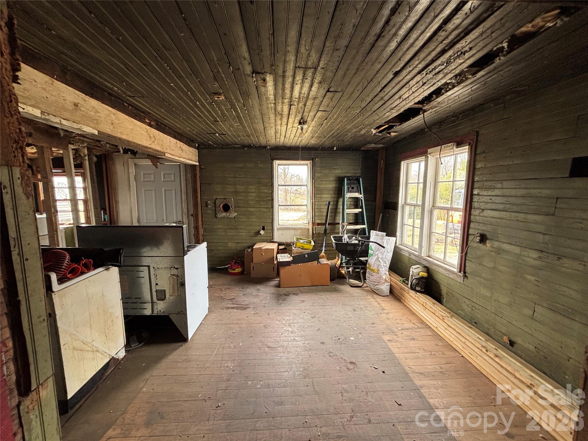 101 Knight Drive Clyde, NC 28721 - Photo 14 of 18